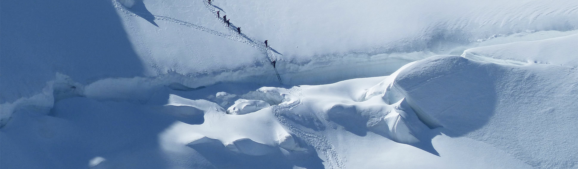 Bivouac Avalanche Safety Banner